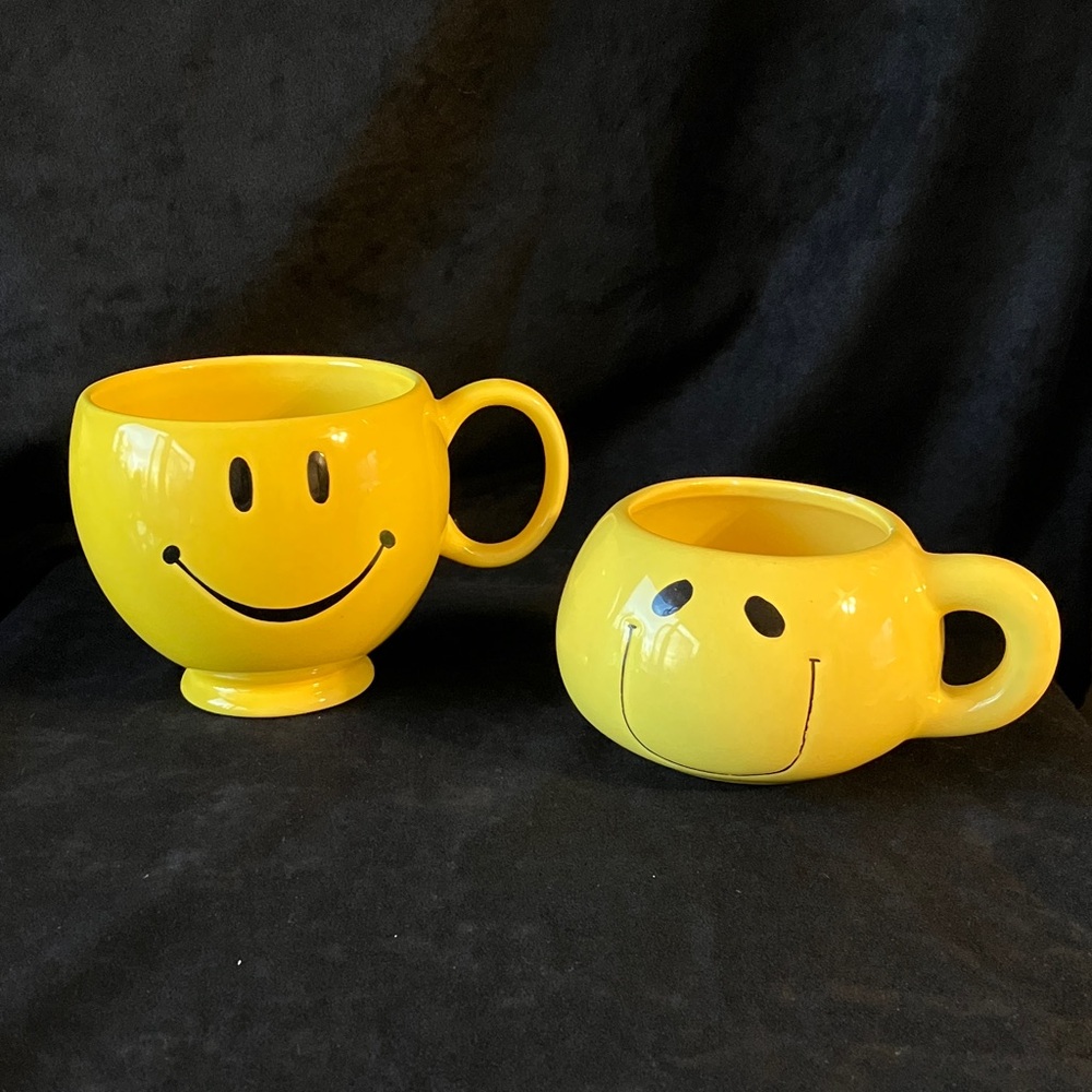 Teleflora bright yellow smiley cheerful happy face mugs bundle gift Summer